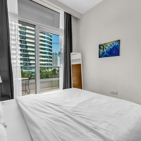 Wonderful Reva Aparthotel Downtown Дубай Екстер'єр фото