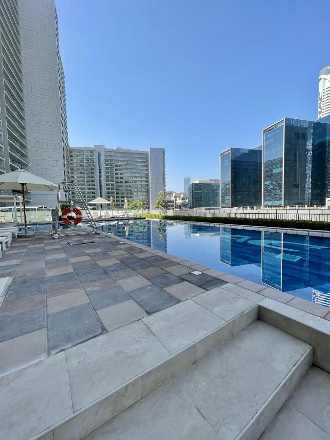 Wonderful Reva Aparthotel Downtown Дубай Екстер'єр фото